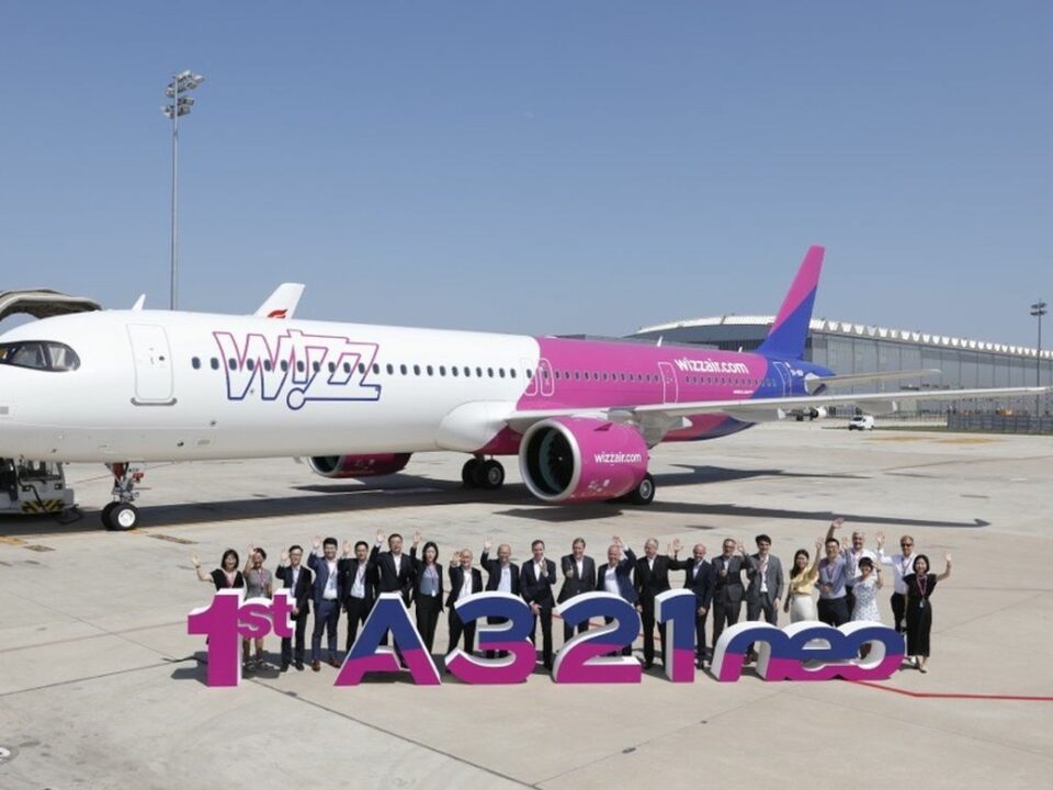 WIZZ_first_chinese_Airbus_A321neo_aircraft