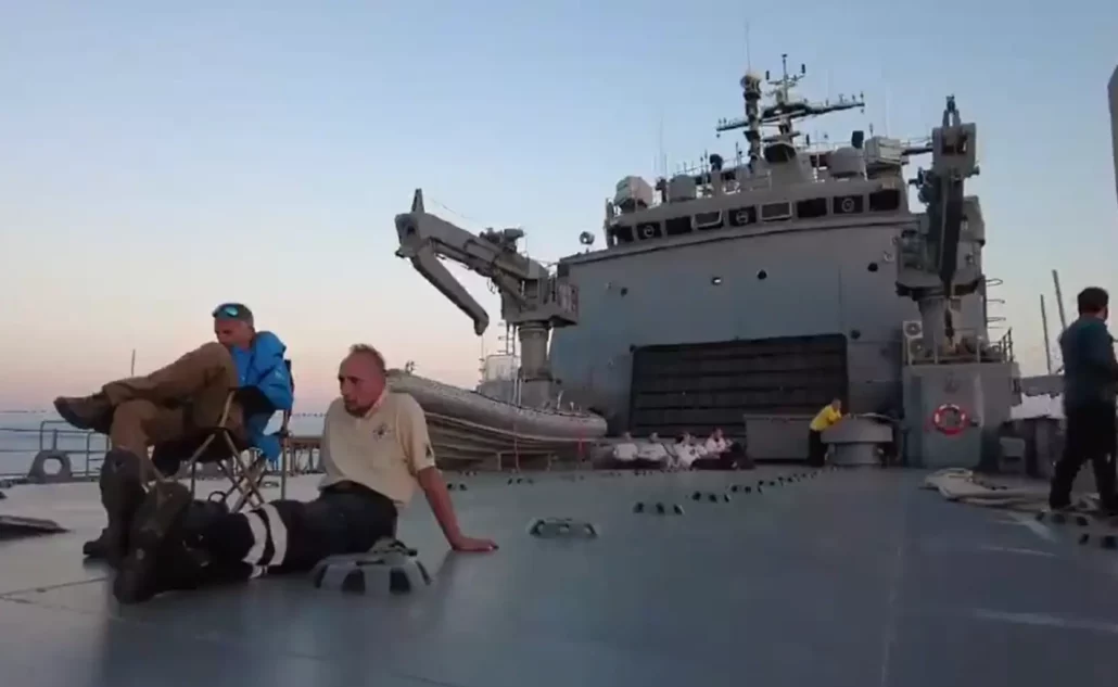 Hungarian rescue team on sea with help to Libya