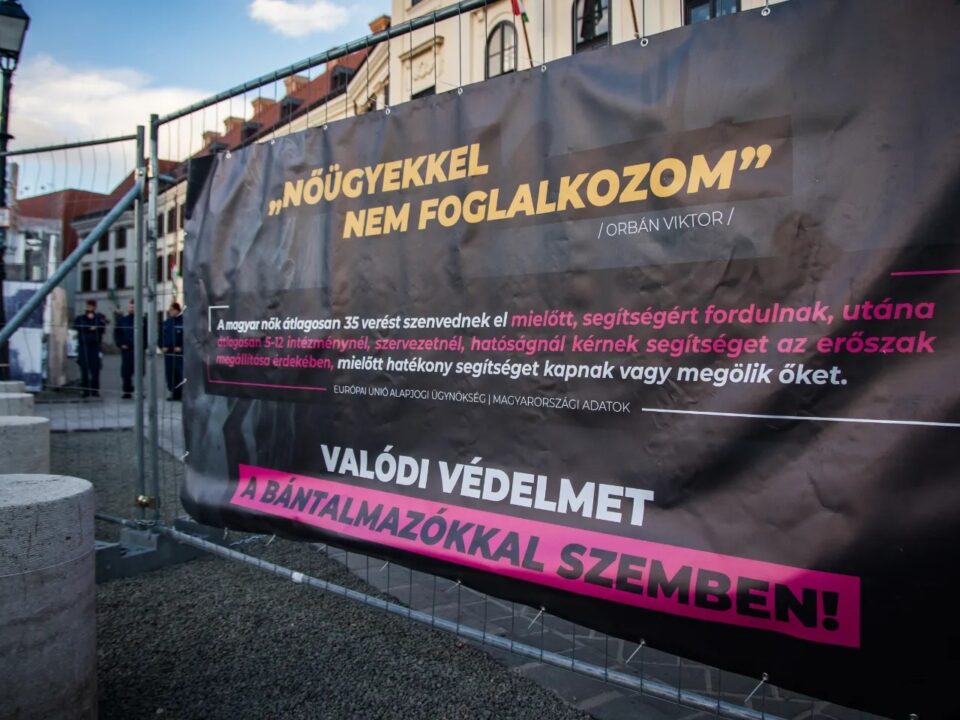 Commemoration violence against women Budapest