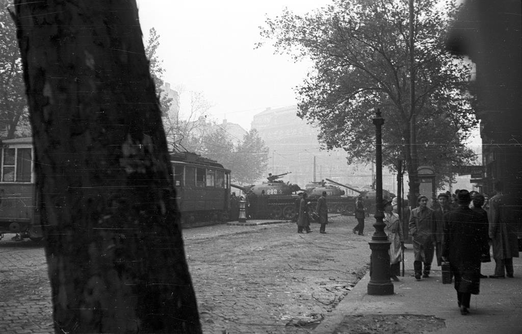 Sowjetischer Panzer in Budapest