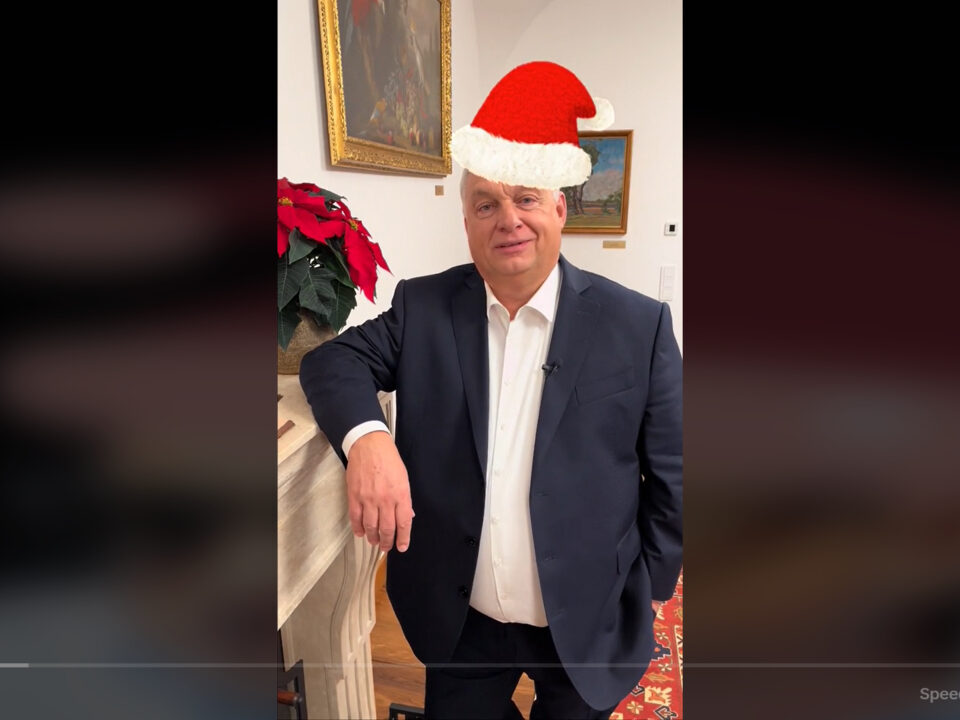 pm orbán santa claus