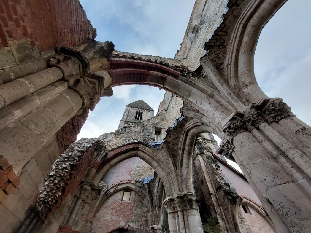 Zsámbék church ruin