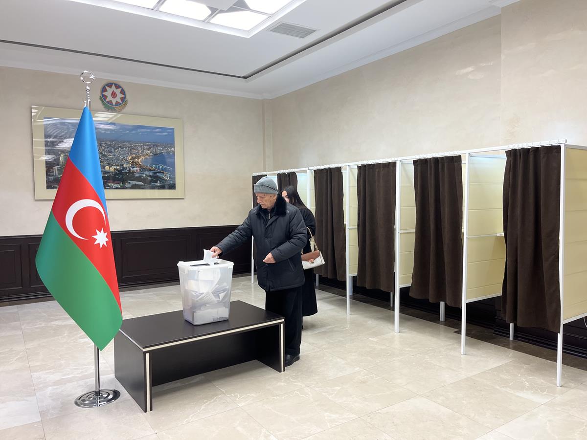 Élection présidentielle en Azerbaïdjan, 2024. Photo : Daily News Hongrie ©