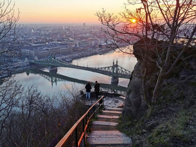 Discover these hidden night hiking trails around Budapest - Gellert Hill