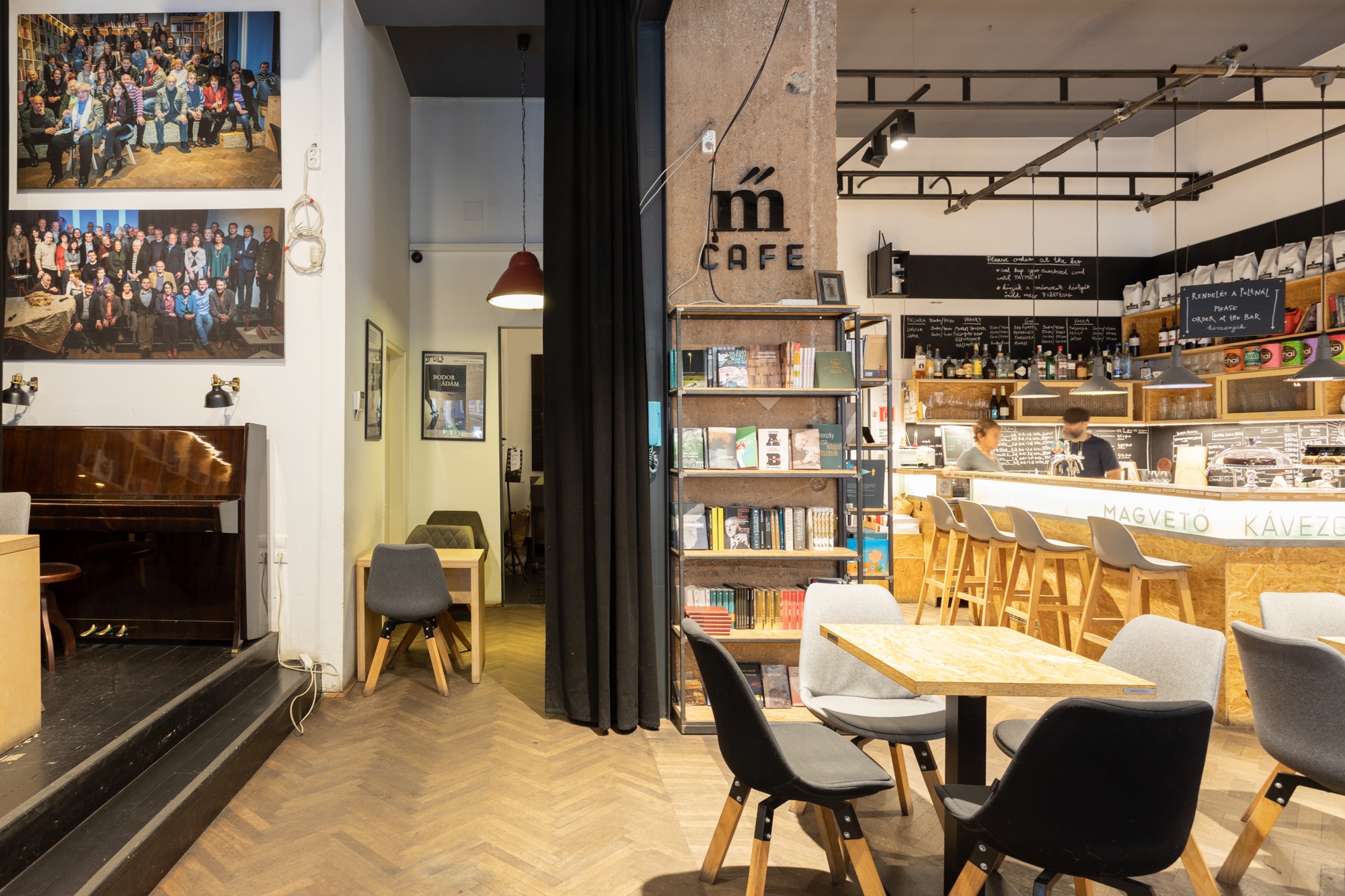 Cele mai bune cafenele din Budapesta - Magvető Café
