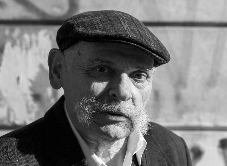 Muere el galardonado autor húngaro (Copia)