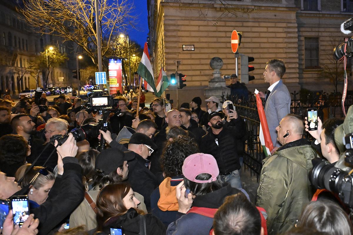 Петер Мадьяр оппозиция Венгрия
