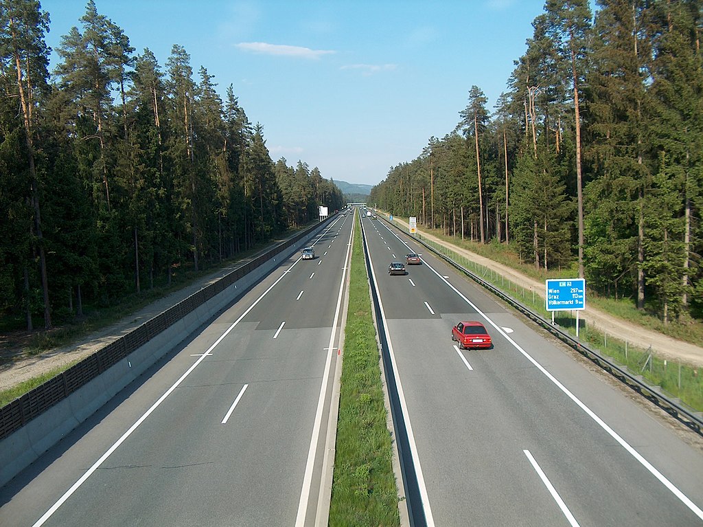 A magyar gyorsforgalmi utat hamarosan összekapcsolják az osztrák A2-es autópályával