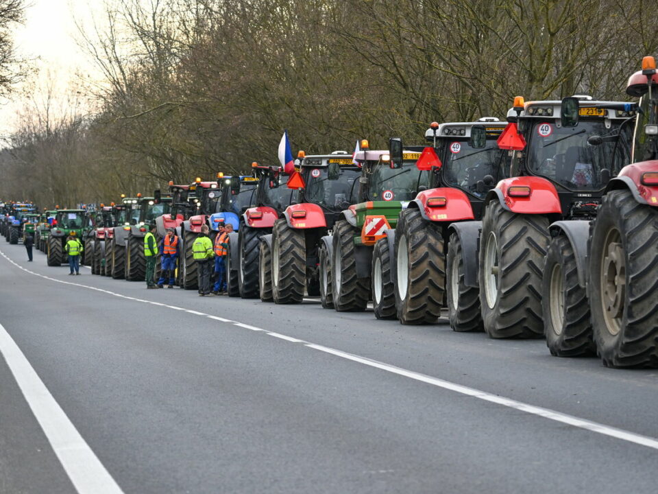 Protesta v4 Fidesz rechaza las propuestas de la UE que perjudican a los agricultores
