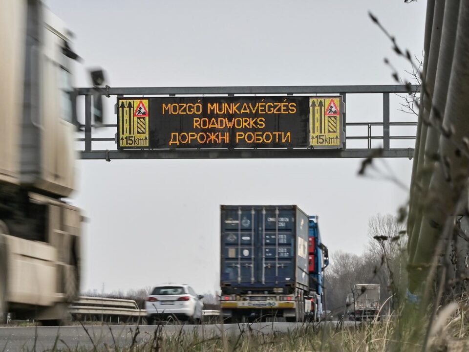 Autobahnverkehr Ungarn