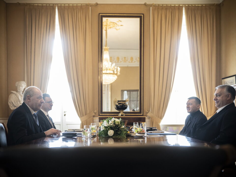 PM Orbán Präsident Sulyok Rogán