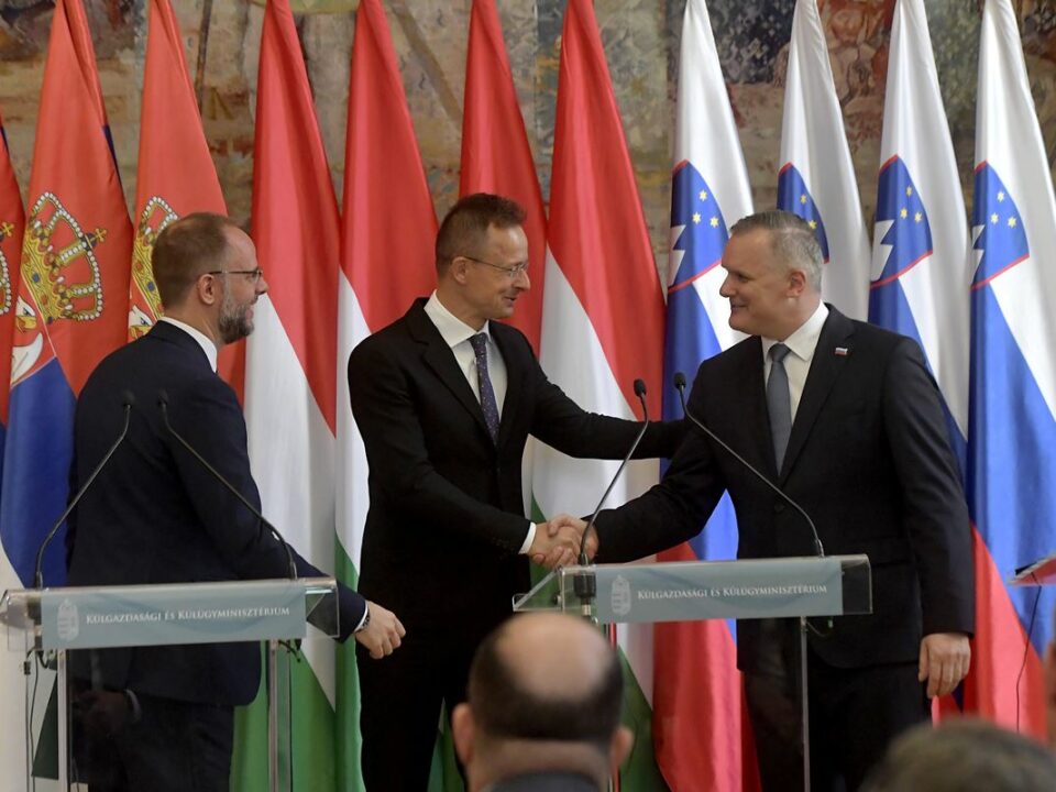 Abkommen über den regionalen Stromaustausch zwischen Ungarn, Slowenien und Serbien unterzeichnet