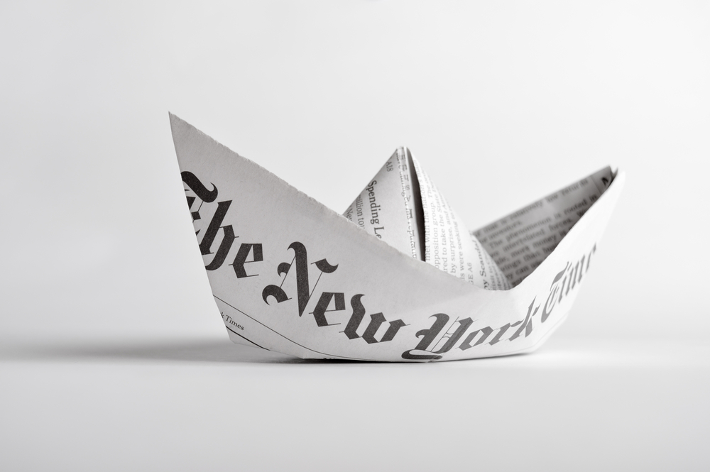 紙の船 ニューヨーク・タイムズ