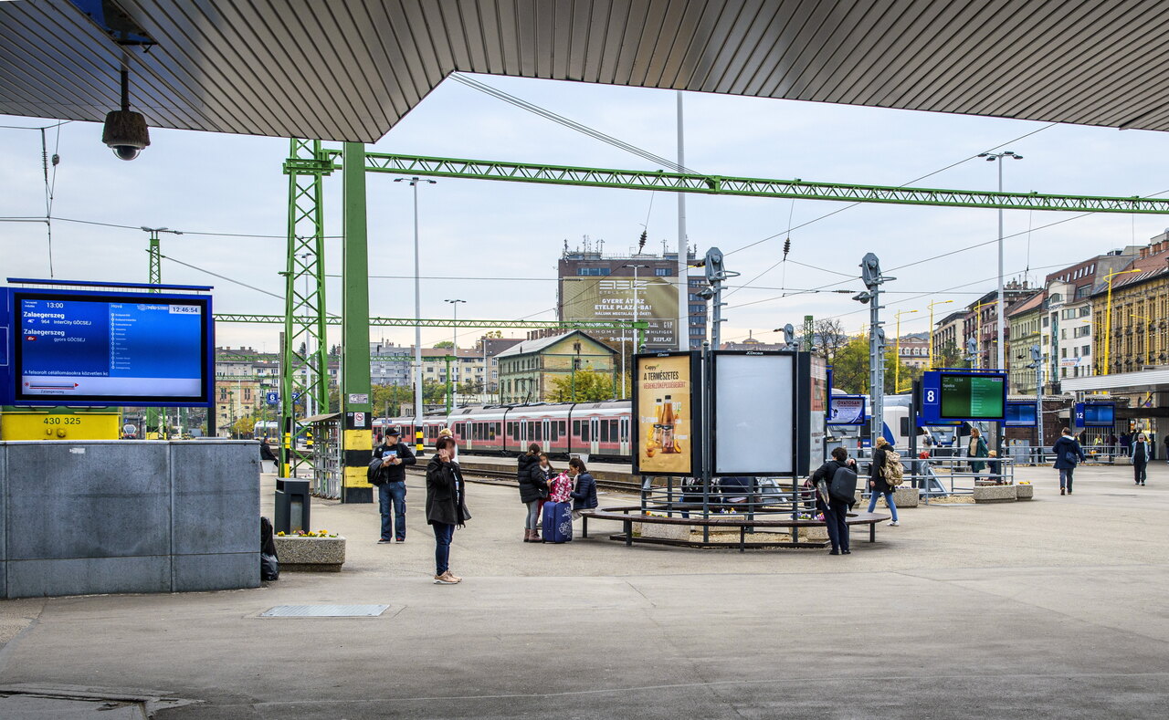 Déli Budapest Bahnhof
