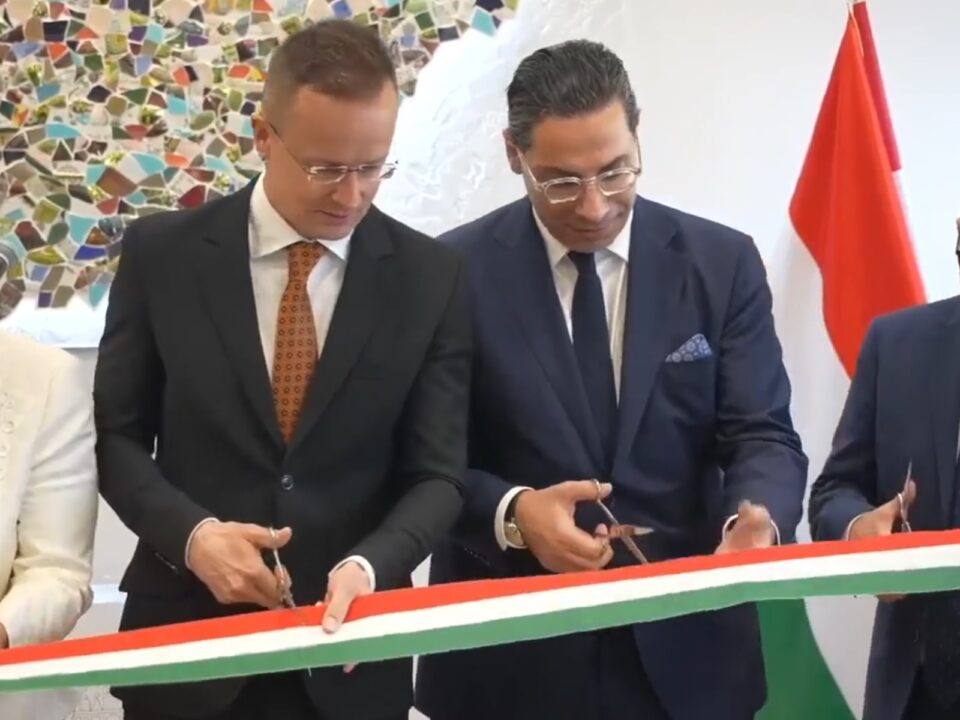 Hungría abre embajada en Chipre